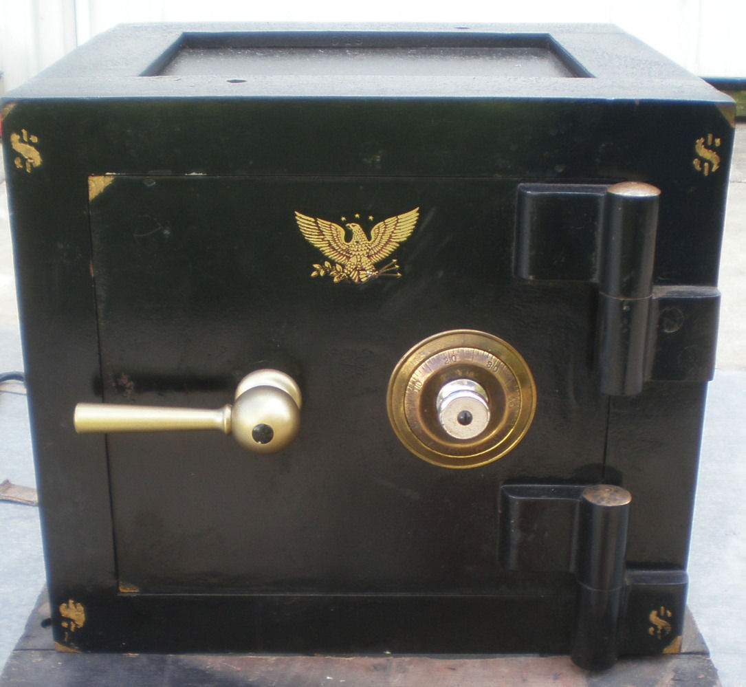 Antique Safes -- Antique Price Guide